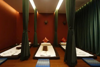 武汉青山泰式按摩的被动瑜伽：当身体被折叠成诗